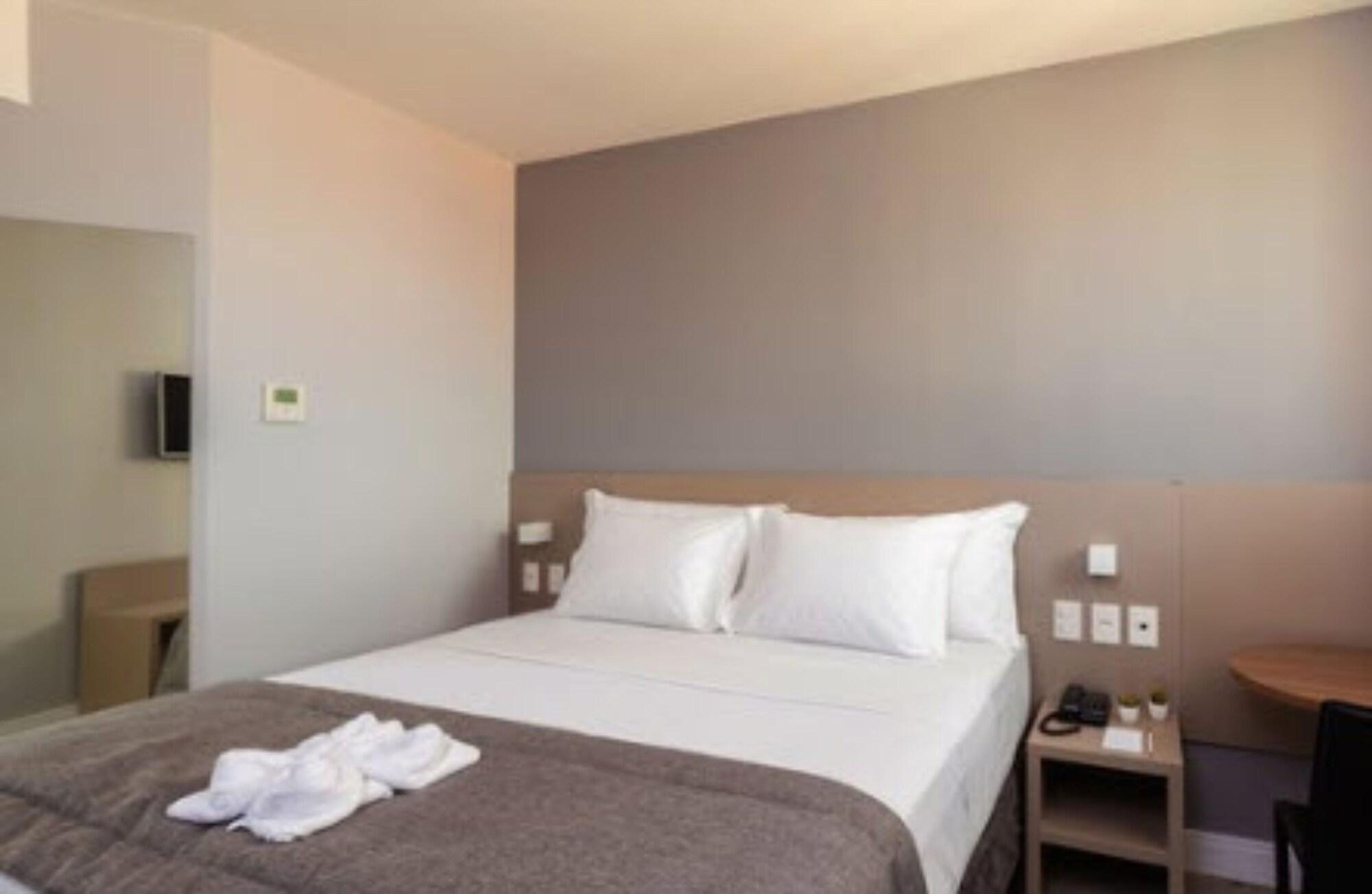 Flix Hotel